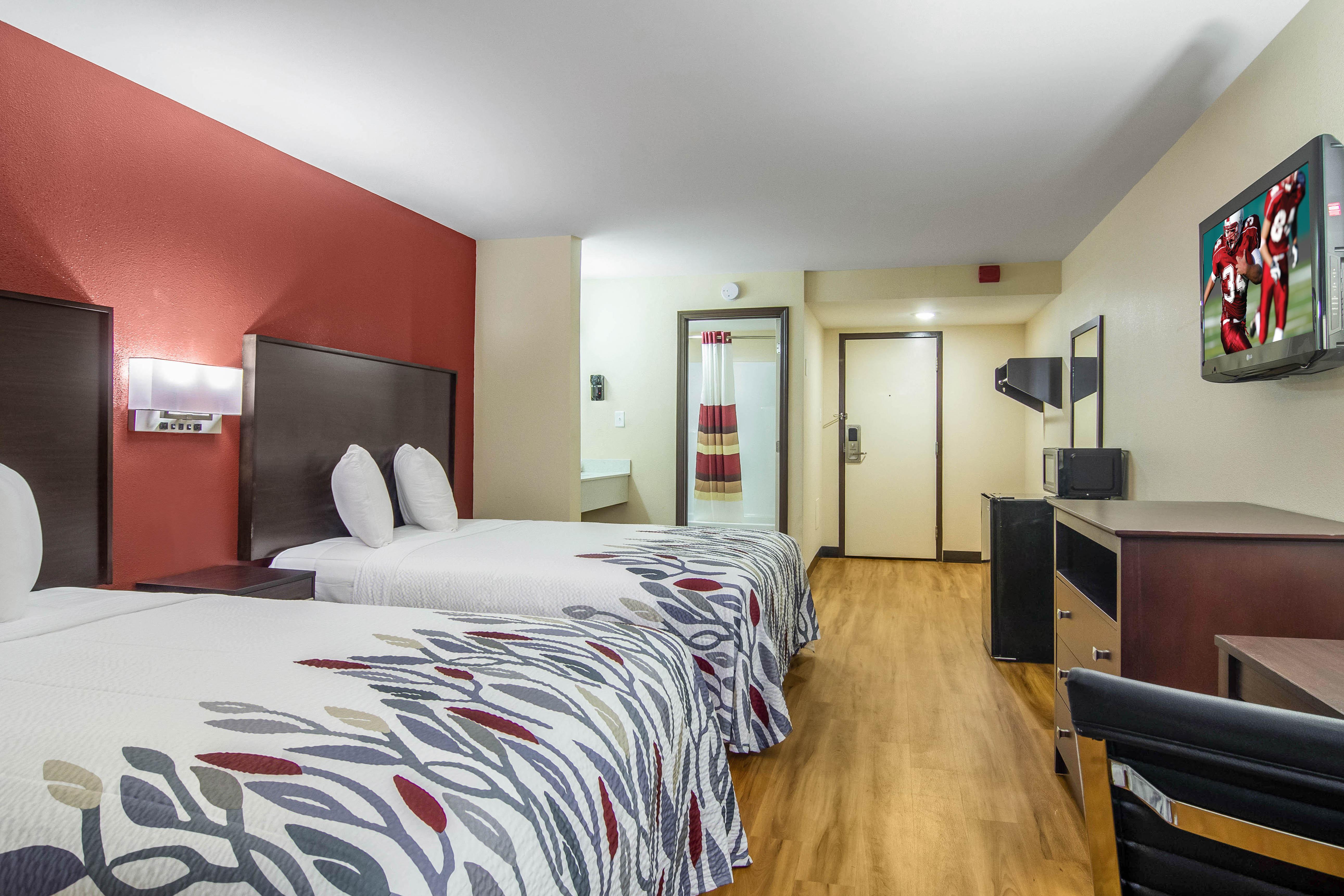 Red Roof Inn Перрісберґ Екстер'єр фото
