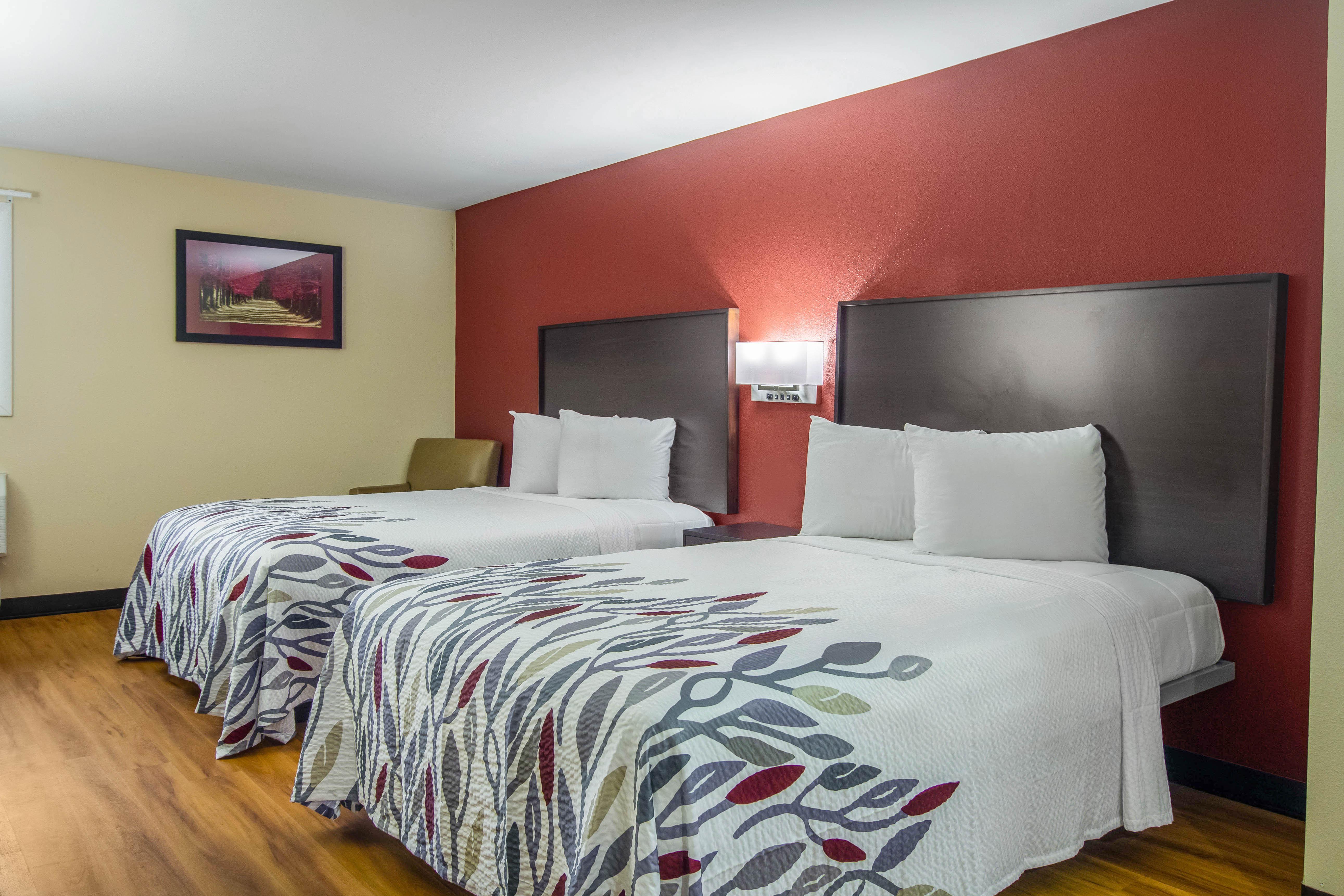 Red Roof Inn Перрісберґ Екстер'єр фото